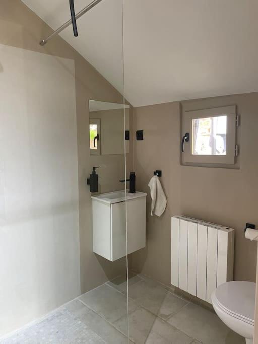 Maison Au Bord De L'Eau Les Roches Rochefort-sur-Nenon Kültér fotó