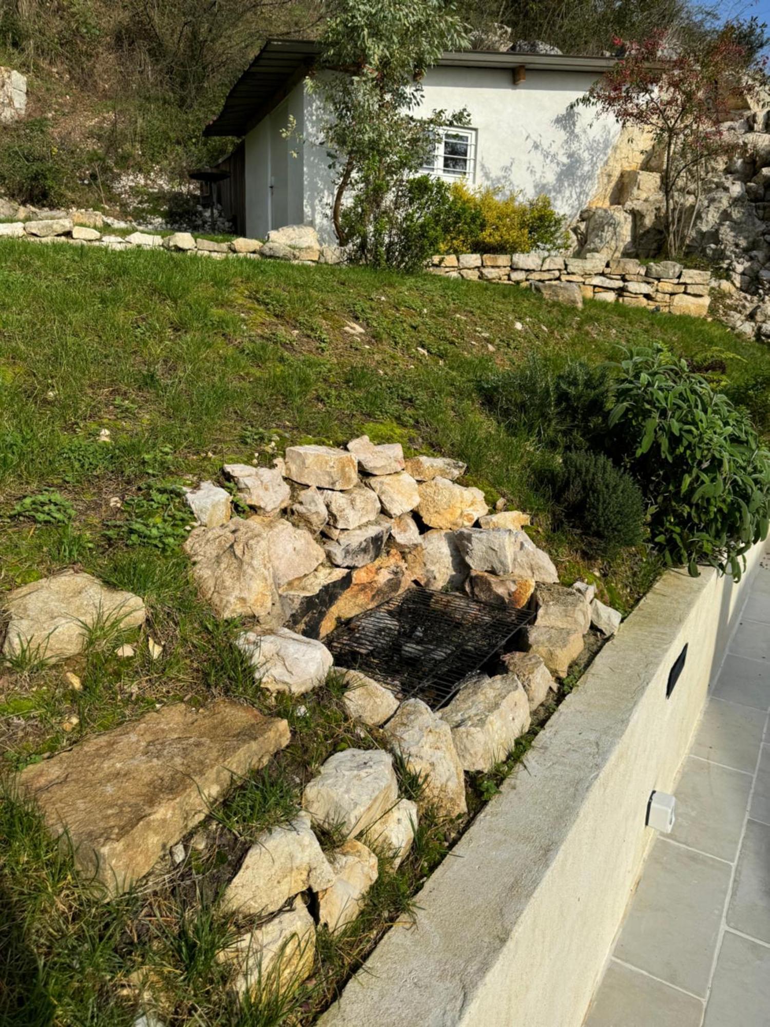 Maison Au Bord De L'Eau Les Roches Rochefort-sur-Nenon Kültér fotó
