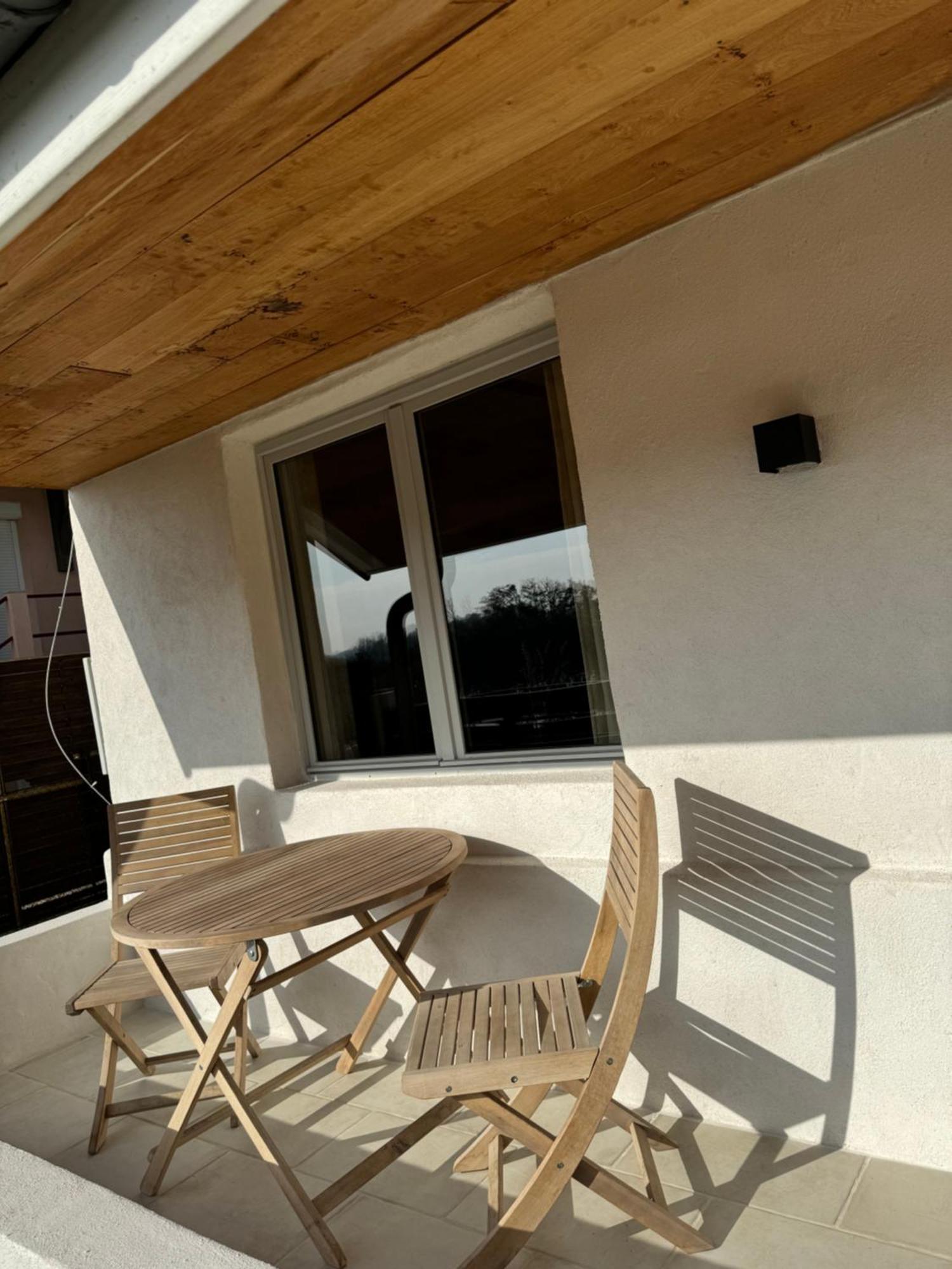 Maison Au Bord De L'Eau Les Roches Rochefort-sur-Nenon Kültér fotó